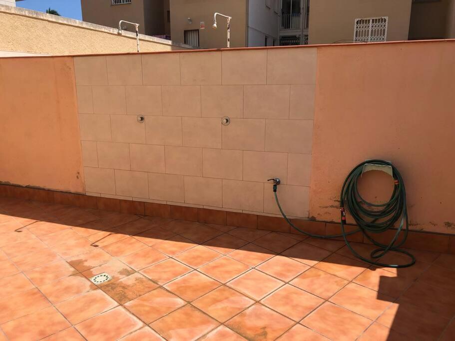 Pis A Tocar De La Platja Amb Wifi I Parking Inclos Calafell Exterior photo